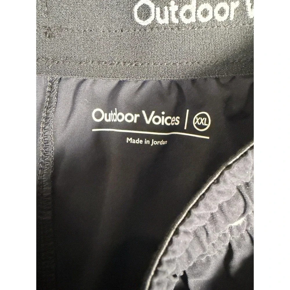 Outdoor Voices Men's XXL Classic Fit 7